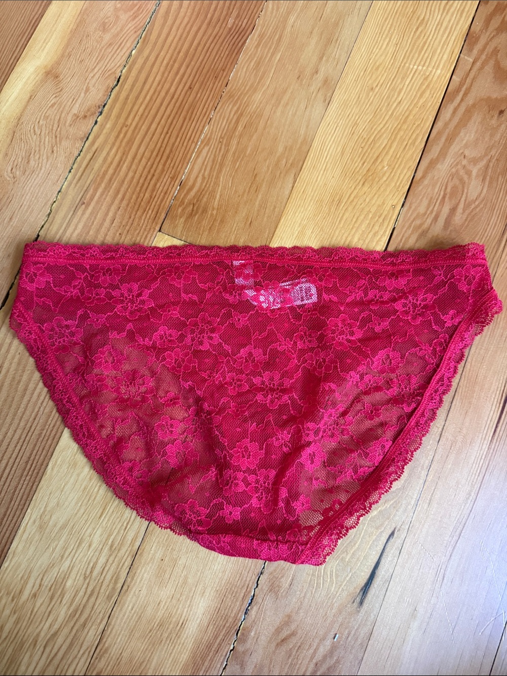 *3/20* Like New Victoria's Secret Red Lace Bikini Panty - Picture 4 of 4